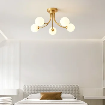 Бронзова лампа в хола, тавана лампа за кабинет в основната спалня в луксозен стил кремовом