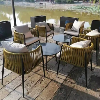 Маса за хранене и столове Nordic outdoor simple за почивка сред природата, градински мебели от ратан, водоустойчив солнцезащитная мебели